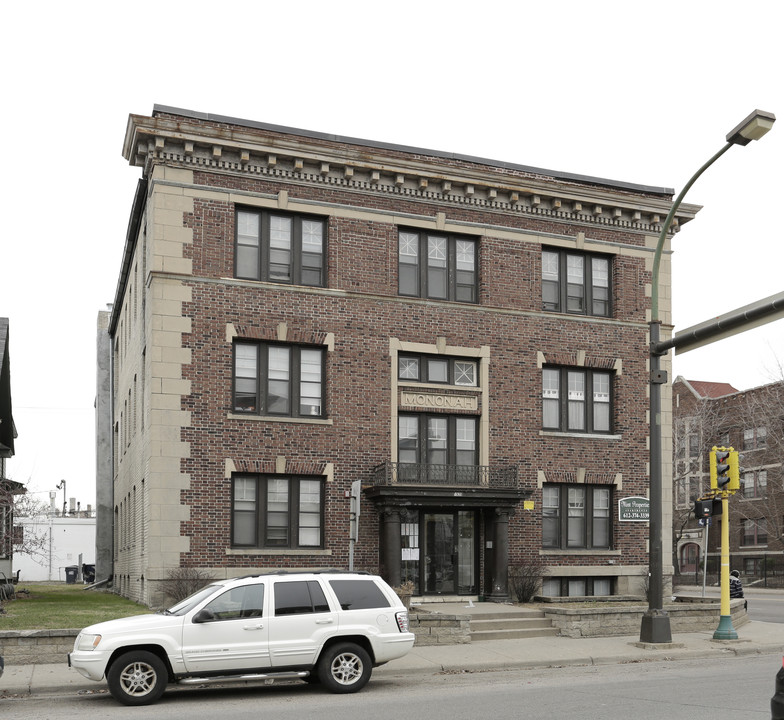 1929 S 3rd Ave in Minneapolis, MN - Foto de edificio