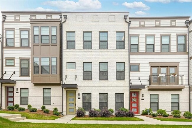 property at 2048 Holtz Ln