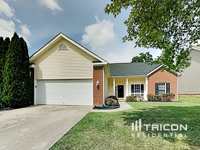 5920 Patricia Ryan Dr in Charlotte, NC - Building Photo - Building Photo