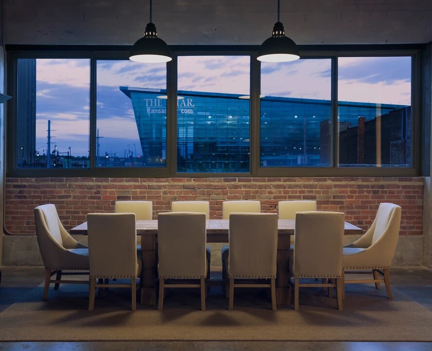 1508 Grand Blvd, Unit Penthouse on Grand in Kansas City, MO - Building Photo