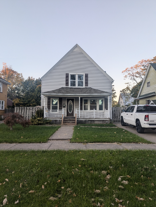 1781 E 33rd St in Lorain, OH - Building Photo