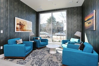Upton Flats in Seattle, WA - Foto de edificio - Interior Photo