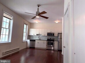 1300 Spruce St in Philadelphia, PA - Building Photo - Building Photo