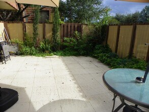 4067 Wimbledon Dr in Cooper City, FL - Building Photo - Building Photo