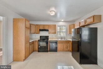 11244 Blue Ridge Ct in Gordonsville, VA - Building Photo - Building Photo