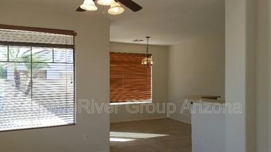 675 S Bedford Dr in Chandler, AZ - Building Photo - Building Photo