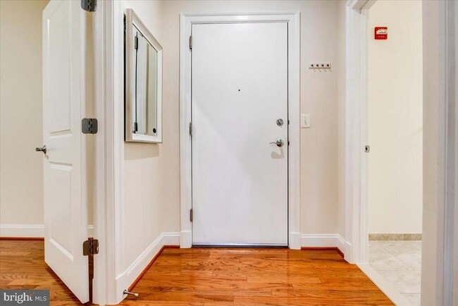 1023 N Royal St in Alexandria, VA - Foto de edificio - Building Photo