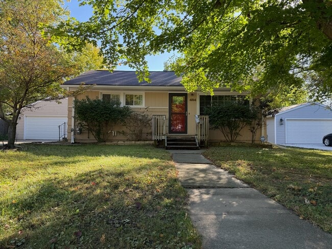 property at 424 Hilltop Rd