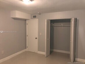 1479 NW 16th St in Miami, FL - Building Photo - Building Photo