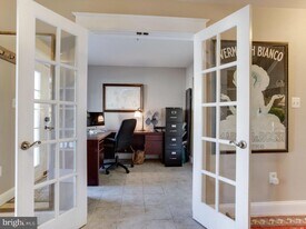 206 Tilden Way in Edgewater, MD - Building Photo