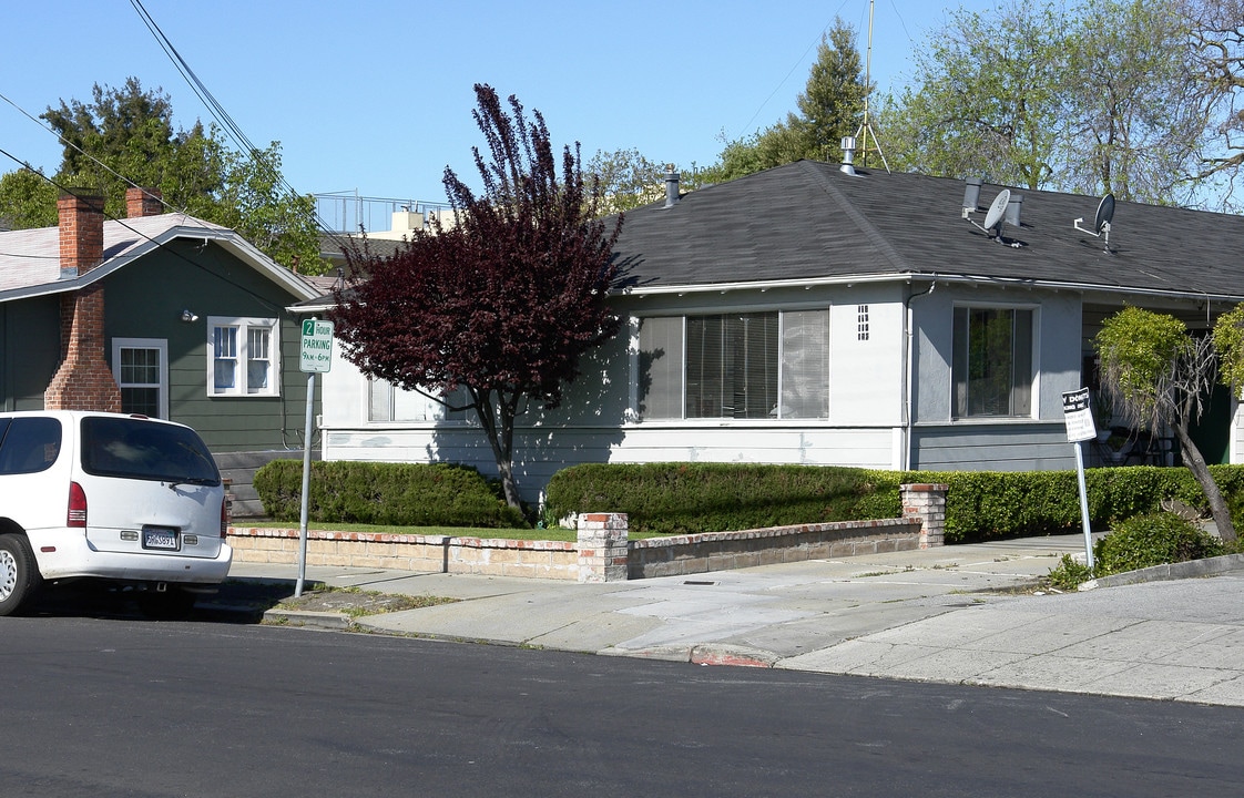 114-120 Madison Ave in Redwood City, CA - Building Photo