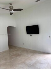 19465 SW 25th Ct in Miramar, FL - Building Photo - Building Photo