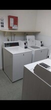 100 Kenrick St in Boston, MA - Building Photo - Building Photo