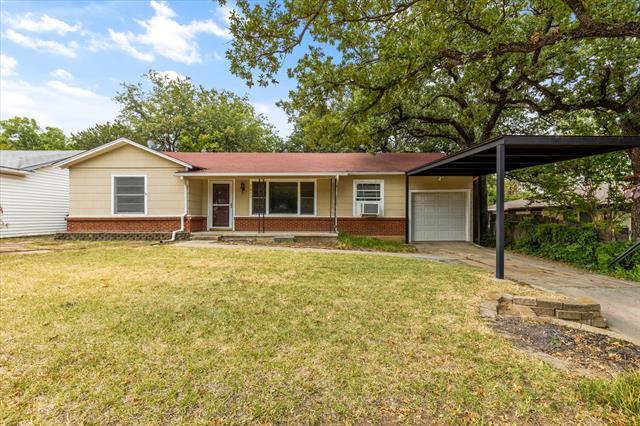 5217 Deavers Ln in Fort Worth, TX - Building Photo - Building Photo