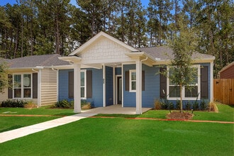 The Cottage Green Tomball in Tomball, TX - Building Photo - Building Photo