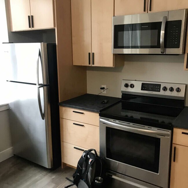 61 Union St in Saint John, NB - Building Photo - Building Photo