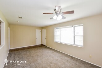 2403 Yorkshire Cir SW in Huntsville, AL - Building Photo - Building Photo