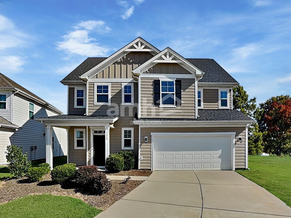 115 Samara Ln in Mooresville, NC - Foto de edificio