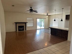 1339 Vine St in Exeter, CA - Building Photo - Building Photo