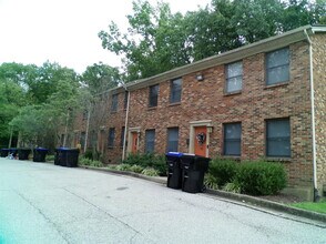 244 Meadowview Dr in Frankfort, KY - Building Photo - Building Photo