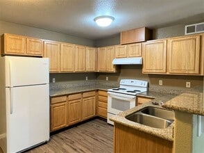 Classic Apartments at 2727 Monte Diablo Av... in Stockton, CA - Building Photo - Interior Photo
