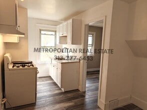 4476 Monroe St in Ecorse, MI - Building Photo - Building Photo