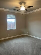 858 Congaree Ln in Redding, CA - Building Photo - Building Photo