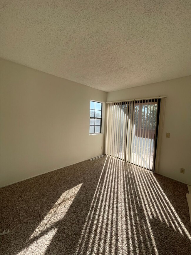 3874 Murray Hill Rd in La Mesa, CA - Building Photo - Building Photo