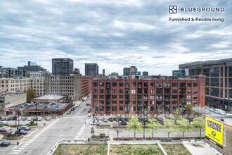 160 N Morgan St in Chicago, IL - Building Photo - Building Photo
