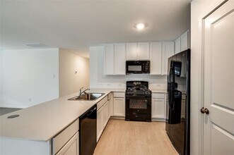 2028 Welsh Lane in Aubrey, TX - Building Photo - Building Photo