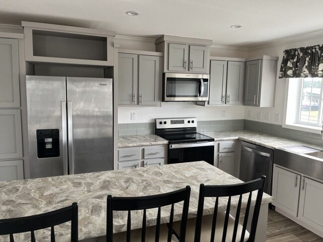 300 Peck St in Melbourne, FL - Building Photo - Building Photo