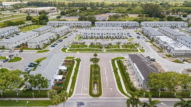 1870 SE 26th Ter in Homestead, FL - Building Photo - Building Photo