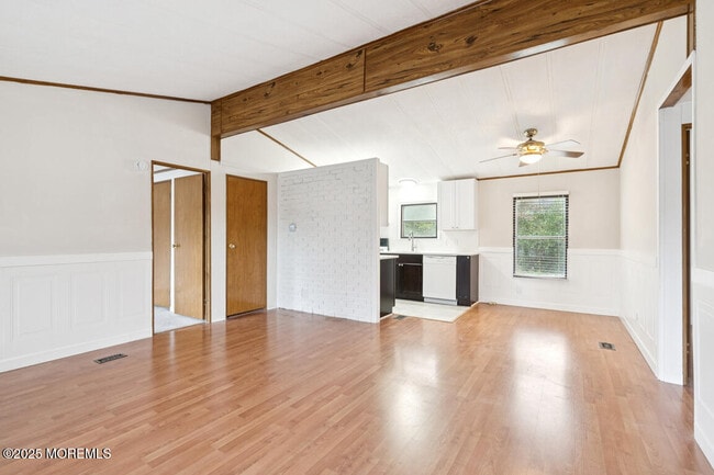 5 Fallow Dr in Englishtown, NJ - Building Photo - Building Photo