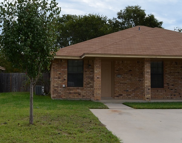 905 Crymes Ln-Unit -Unit B - Make Ready Process in Harker Heights, TX - Building Photo