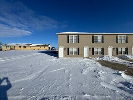 819 Navajo Trail in Warrenton, MO - Building Photo