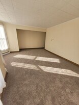 52-54 E Chestnut St in Ephrata, PA - Building Photo