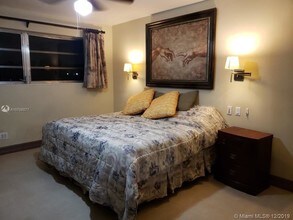 250 NE 191st St-Unit -3004A in Miami, FL - Building Photo - Building Photo
