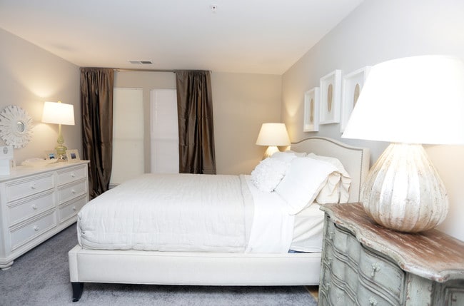 Arbor Ridge in Owings Mills, MD - Building Photo - Interior Photo