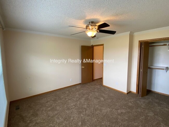 2088 Oakcrest Cir in Castle Rock, CO - Building Photo - Building Photo