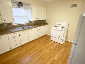 1101 W Rosecrans St in Wausau, WI - Building Photo - Building Photo