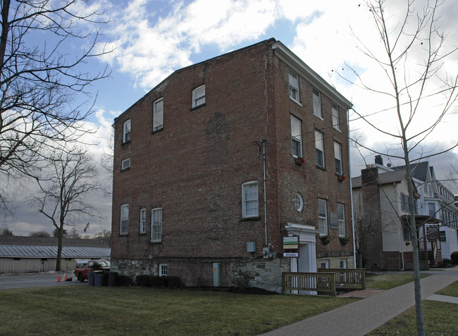 204 Rt-207 in Goshen, NY - Foto de edificio - Building Photo