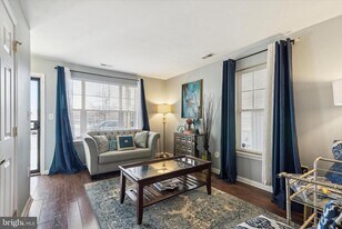 720 Union St in Philadelphia, PA - Building Photo