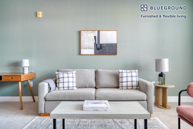 367 Santana Row in San Jose, CA - Building Photo - Building Photo