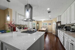 8535 Morning Oak Ln in Cypress, TX - Building Photo