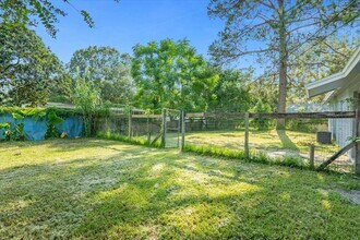 21366 Anderson Rd in Brooksville, FL - Building Photo - Building Photo