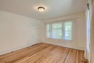 1534 SE 46th Ave in Portland, OR - Building Photo - Building Photo