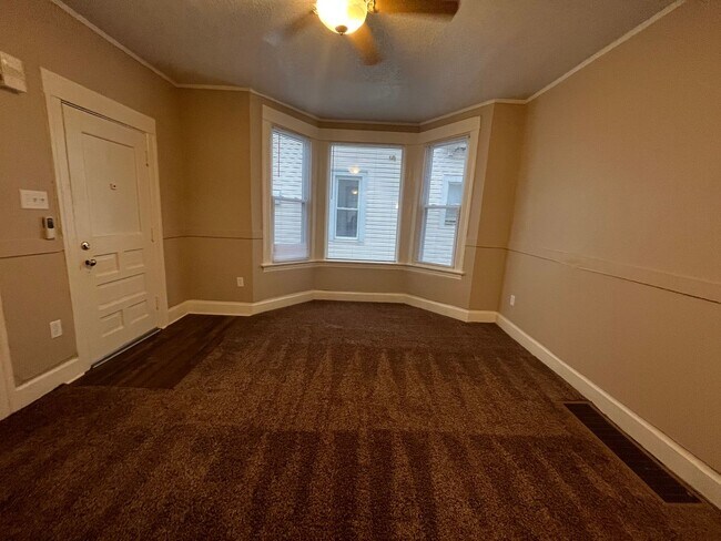 3209 S Harrison St in Fort Wayne, IN - Building Photo - Building Photo