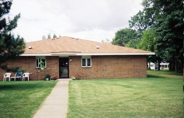 Excelsior Court Apartments in Brainerd, MN - Building Photo - Building Photo