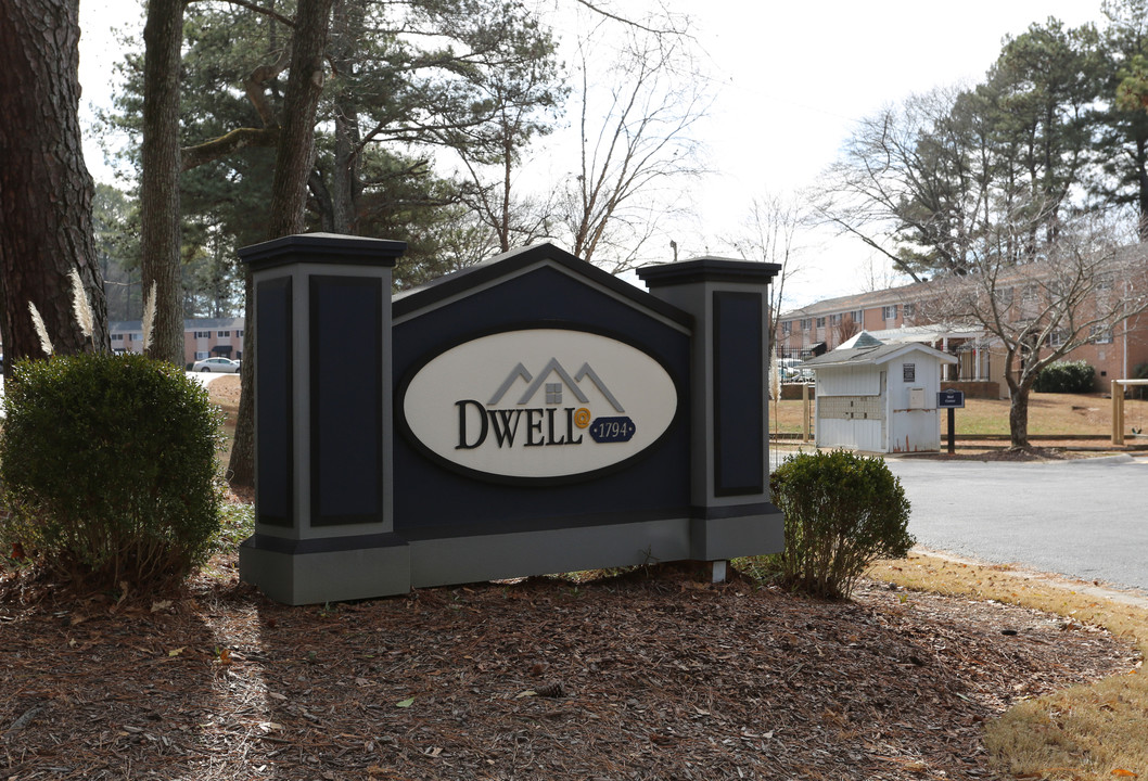 Dwell at 1794 Apartments in Marietta, GA - Building Photo