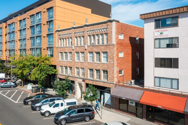 The Devoe in Seattle, WA - Foto de edificio - Building Photo